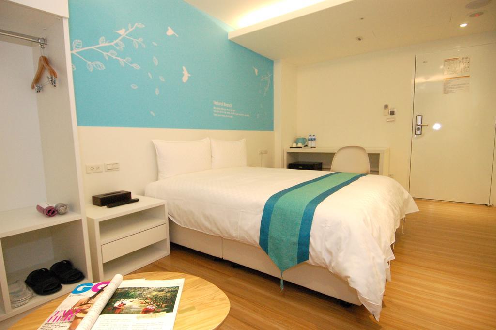 Season 5 Inn Luodong Zimmer foto