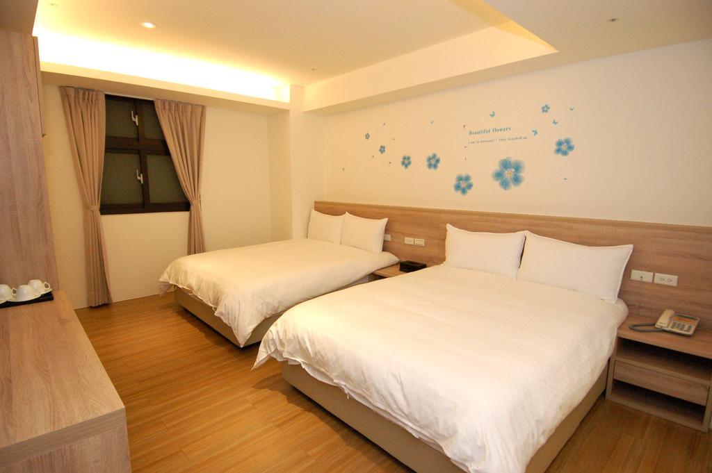 Season 5 Inn Luodong Zimmer foto